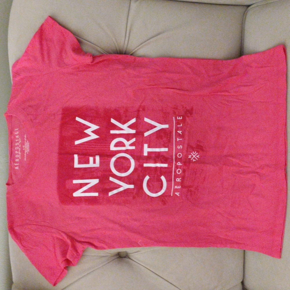 Pink New York City T-shirt, Aeropostale, Juniors L, Brand New without Tag